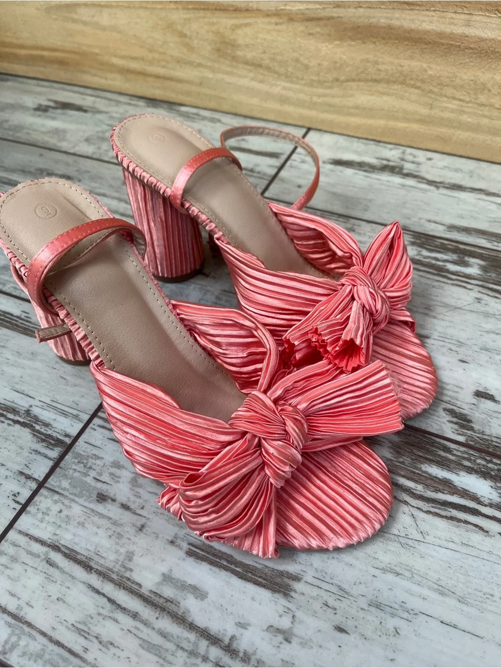 Bow Knot Block Heel Sandals Womens 9 NWOT Pink Coral Bridal Wedding Ankle Strap